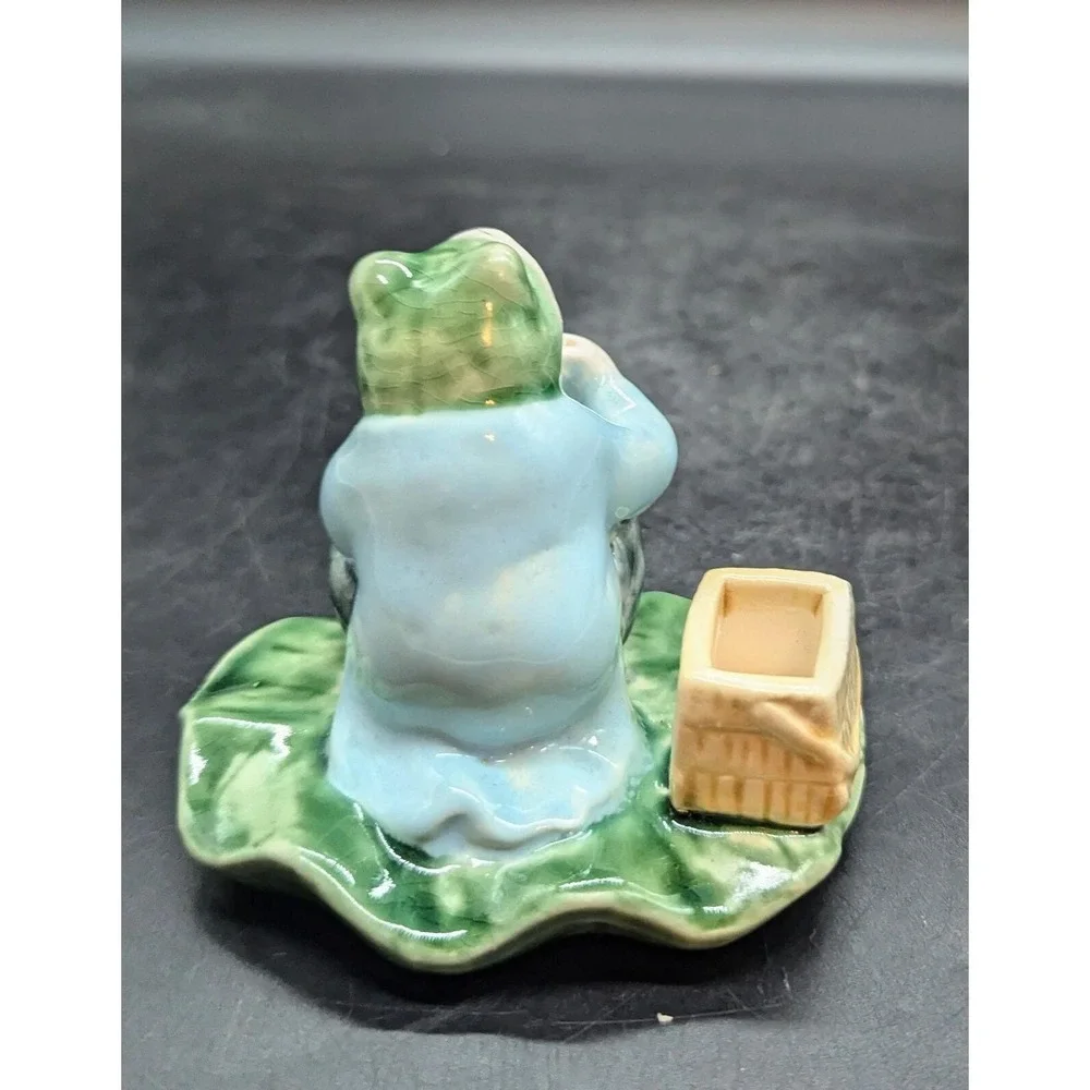 Vintage Ceramic Anthropomorphic Fishing Frog on Lily Pad Figurine Basket 4